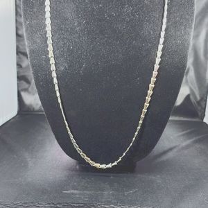 Vtg Sarah Coventry Necklace silvertone triangle like metal beads 15"